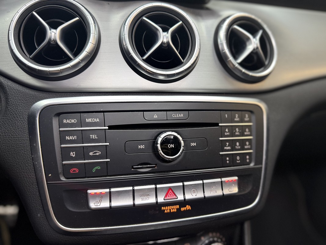 Mercedes-Benz CLA