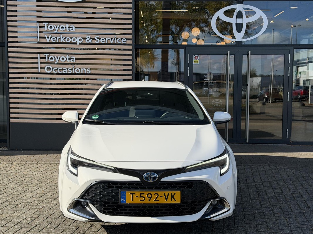 Toyota Corolla Touring Sports