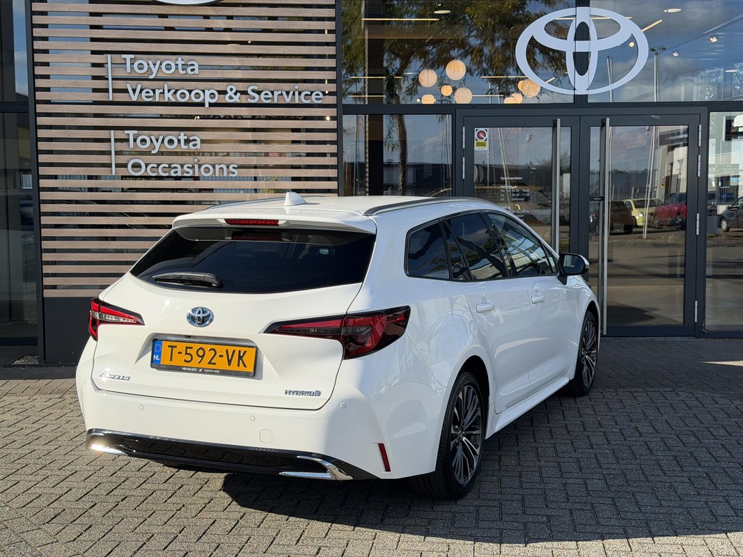 Toyota Corolla Touring Sports