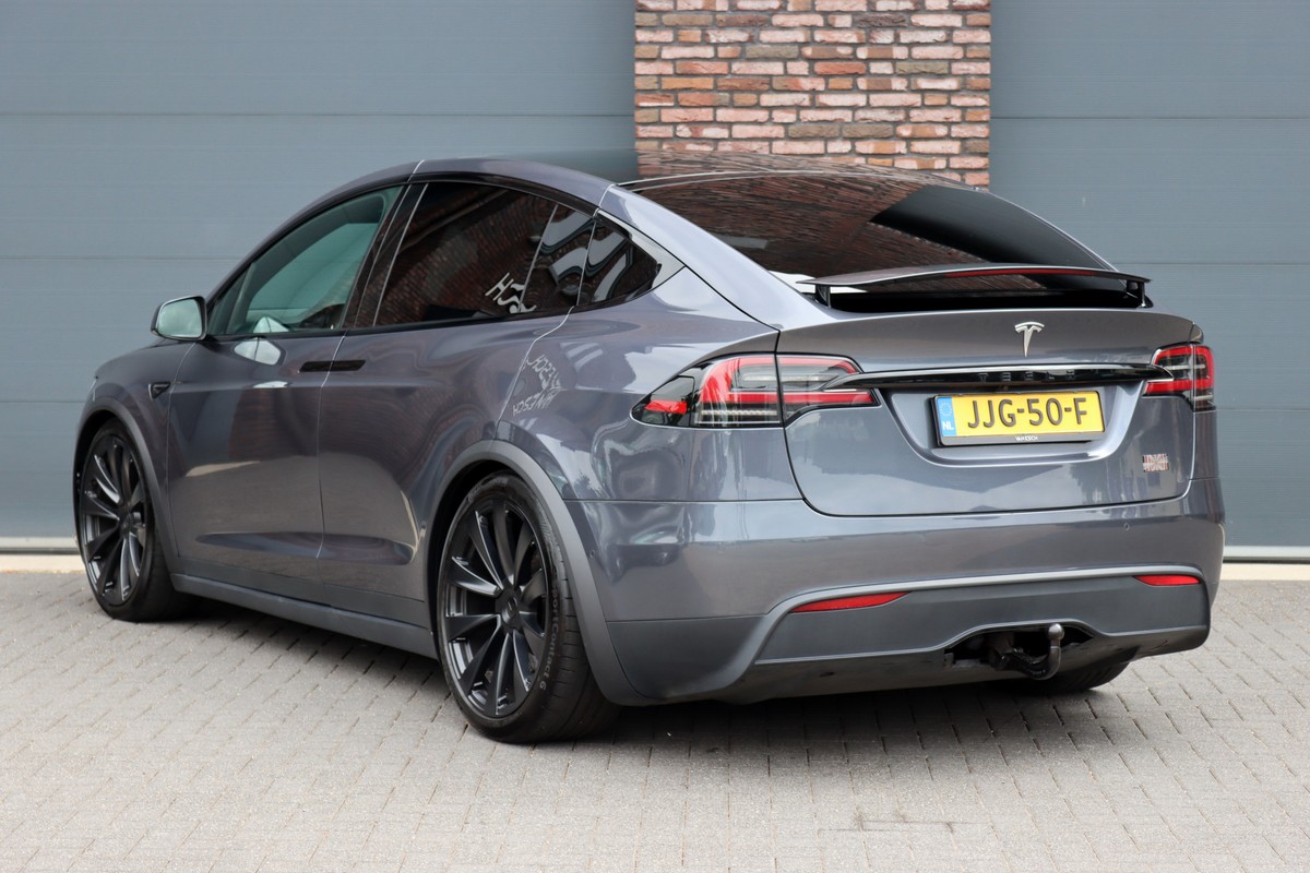Tesla Model X