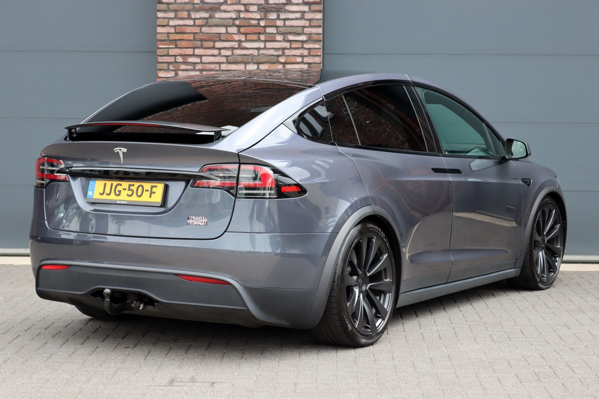 Tesla Model X