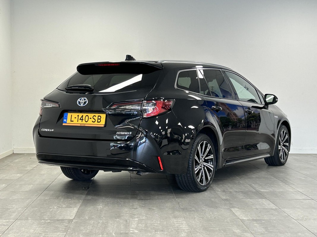 Toyota Corolla Touring Sports