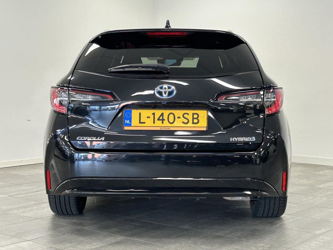Toyota Corolla Touring Sports