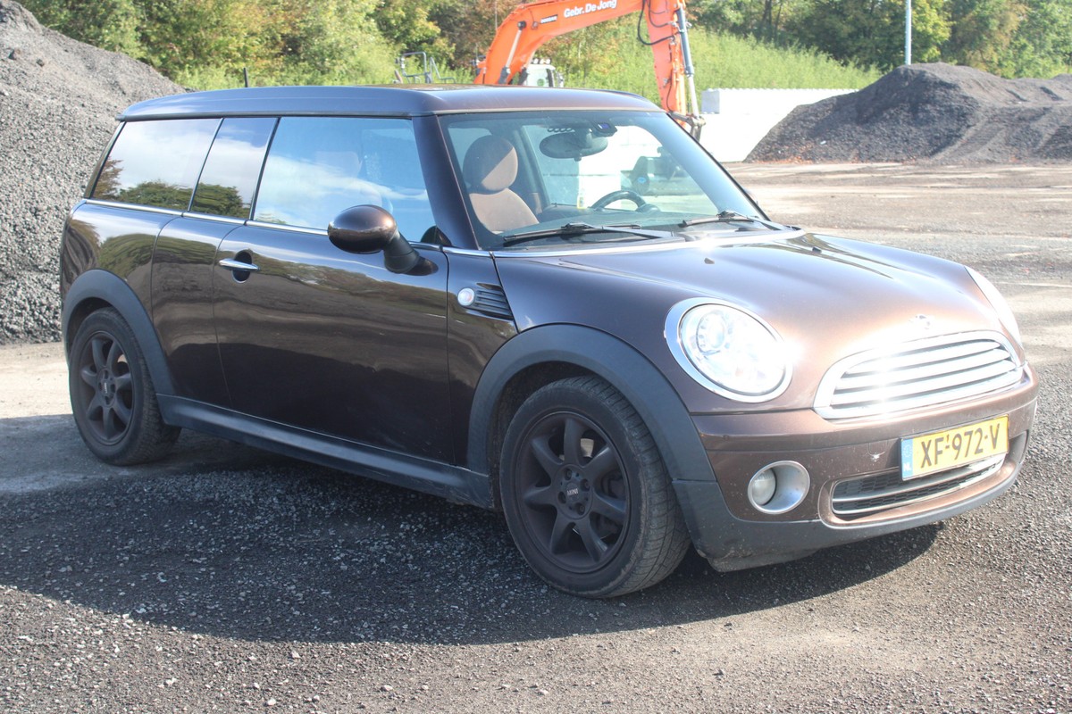 MINI Clubman