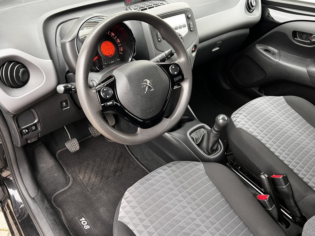Peugeot 108