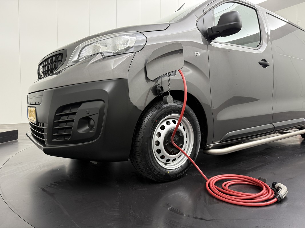 Peugeot e-Expert