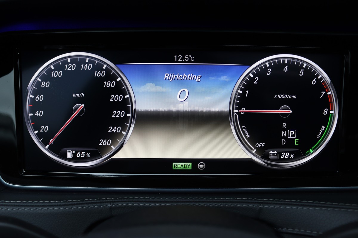 Mercedes-Benz S-Klasse