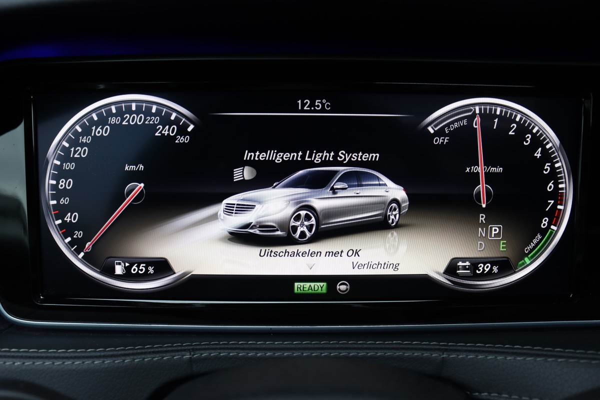 Mercedes-Benz S-Klasse
