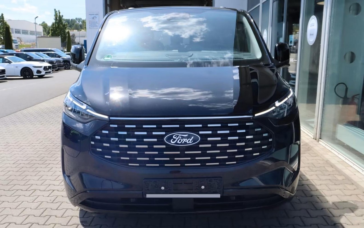 Ford Tourneo Custom