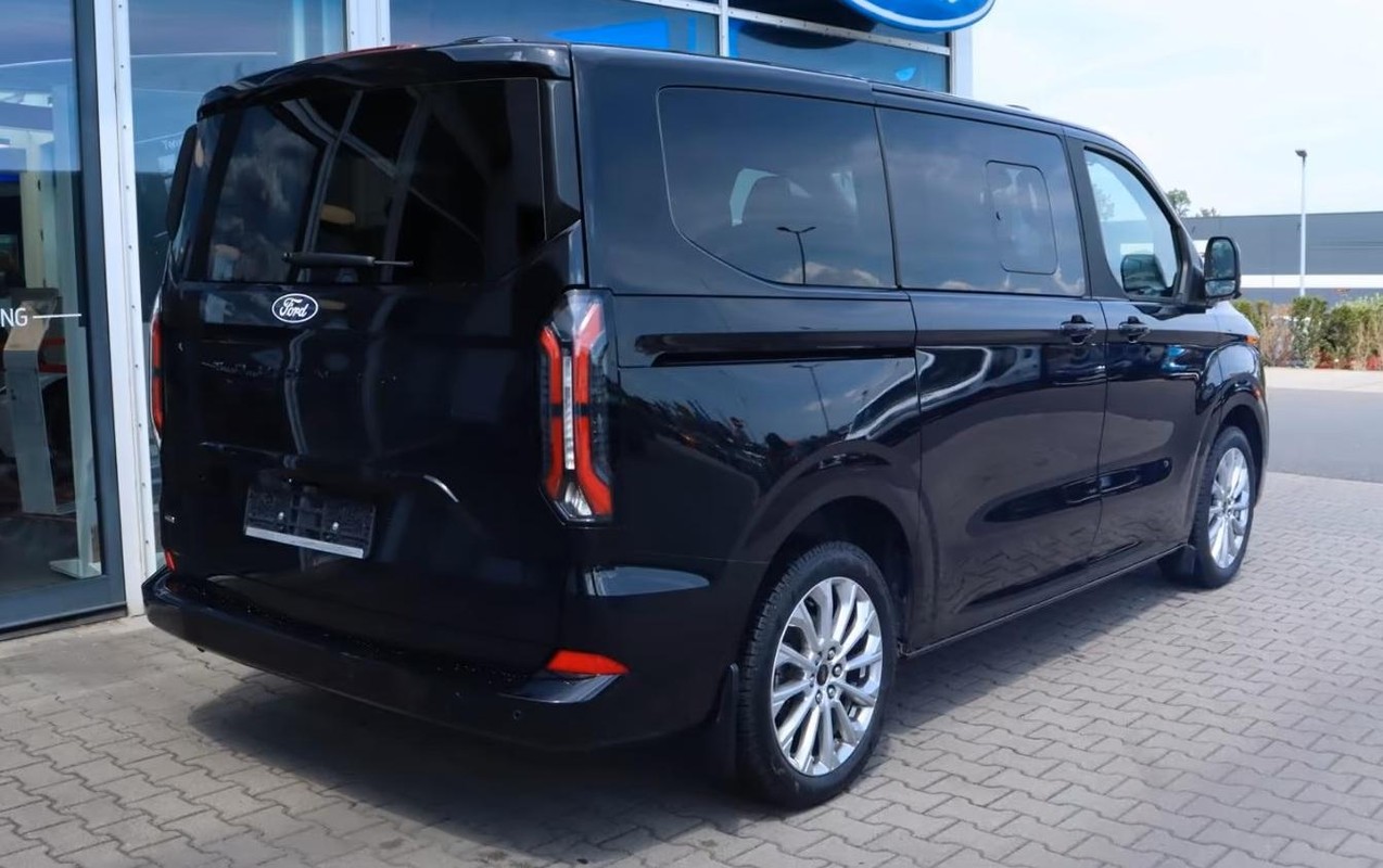 Ford Tourneo Custom