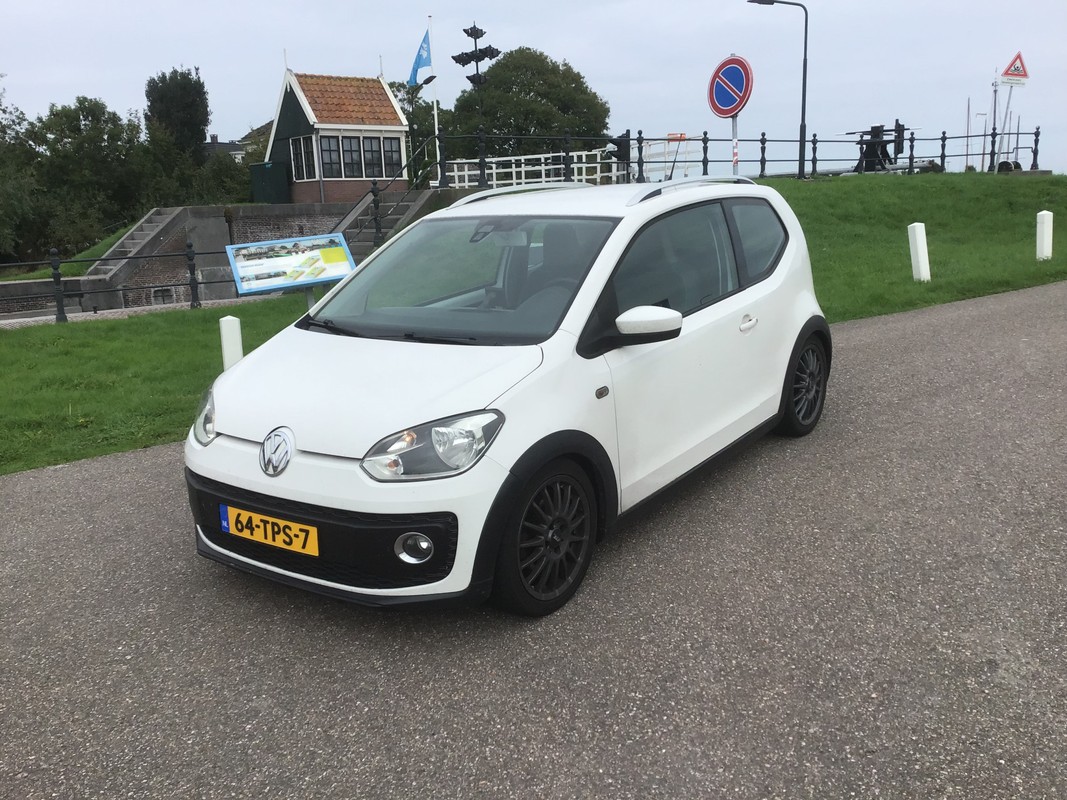 Volkswagen up!