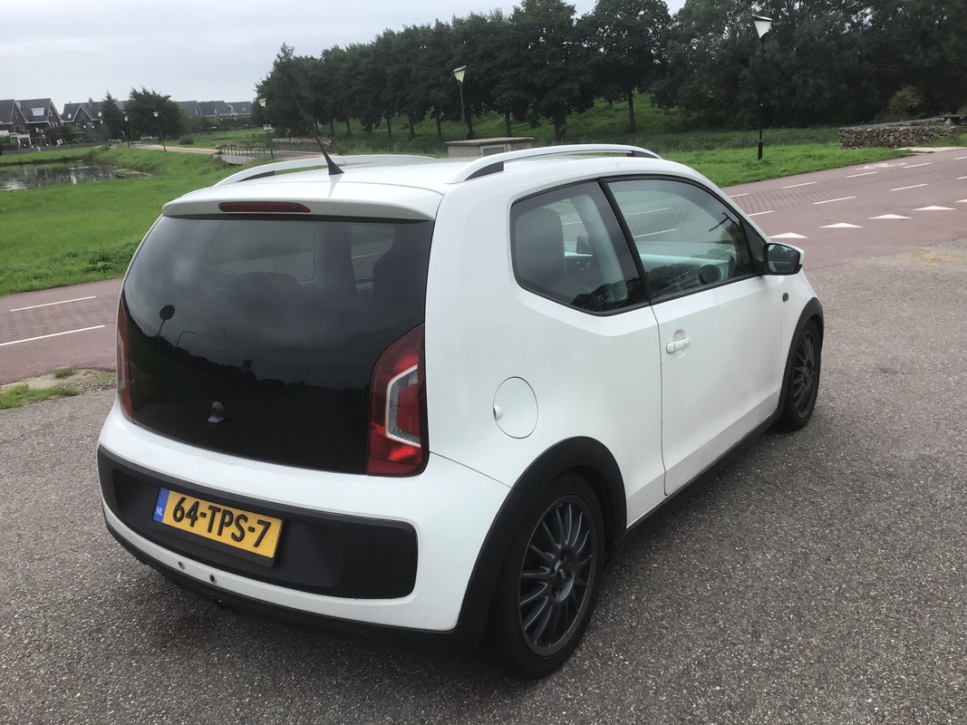 Volkswagen up!
