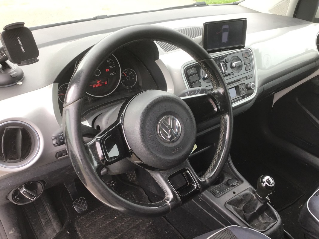 Volkswagen up!