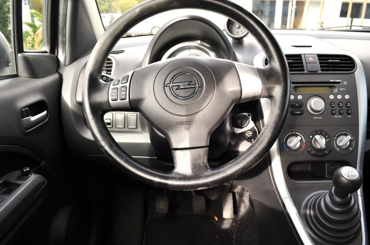 Opel Agila