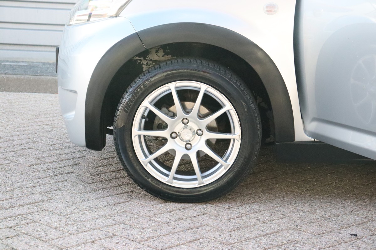 Daihatsu Sirion