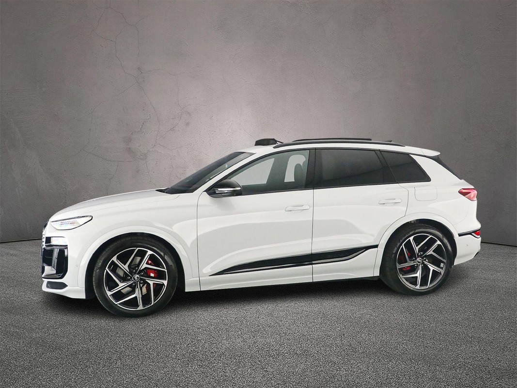 Audi SQ6 e-tron