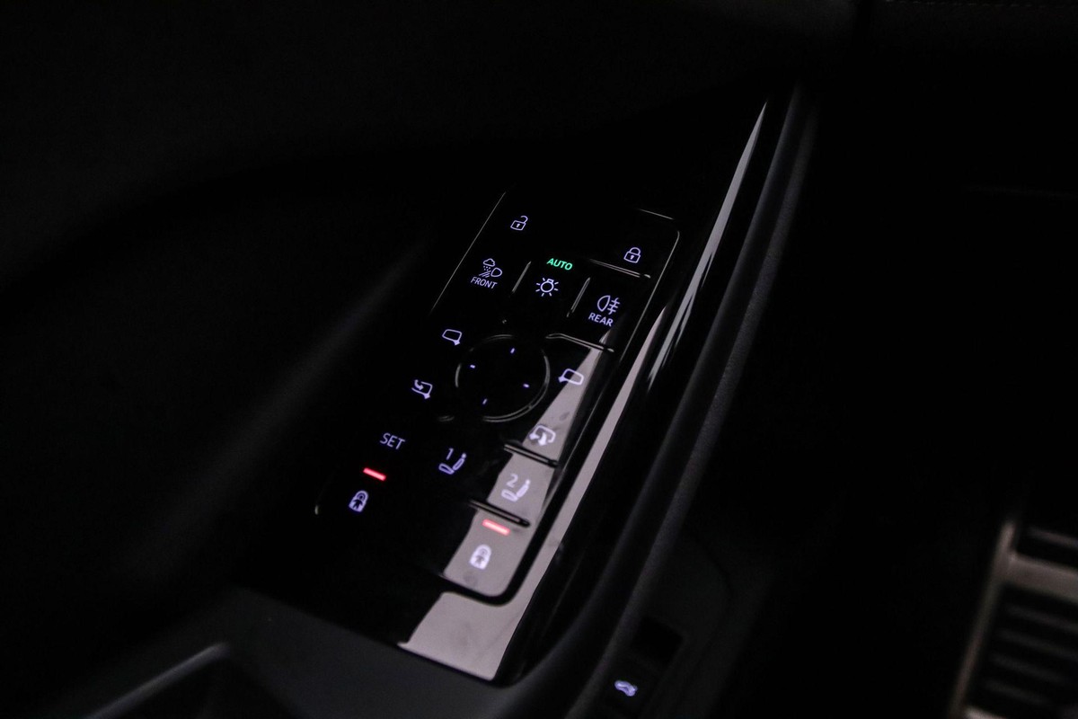Audi SQ6 e-tron
