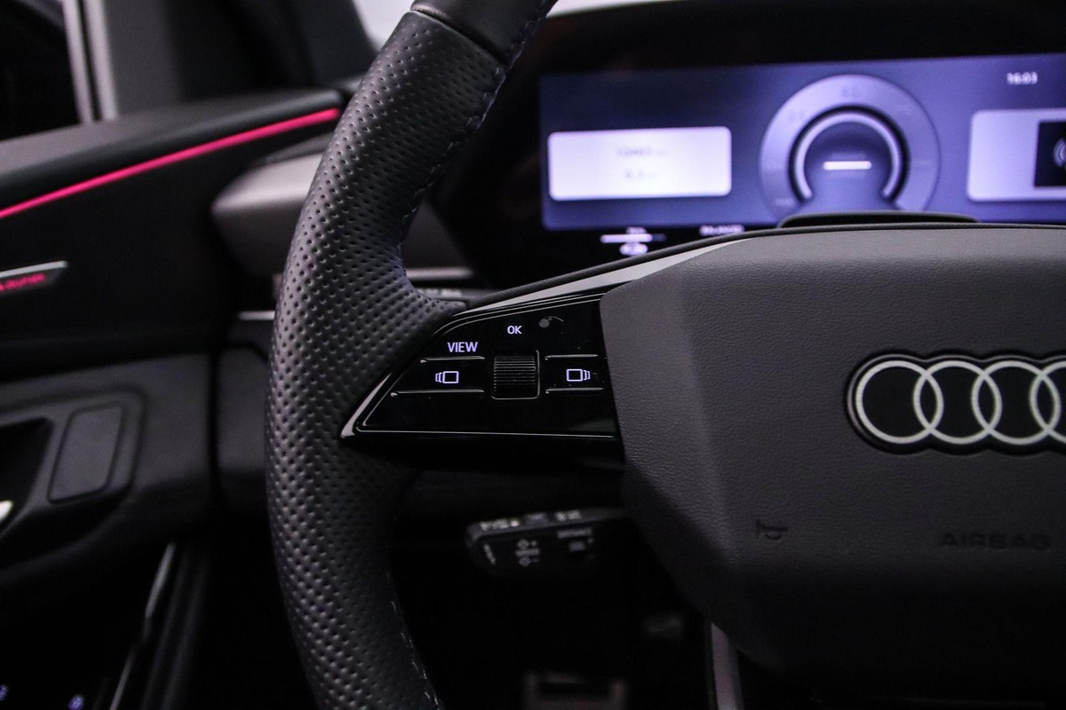 Audi SQ6 e-tron
