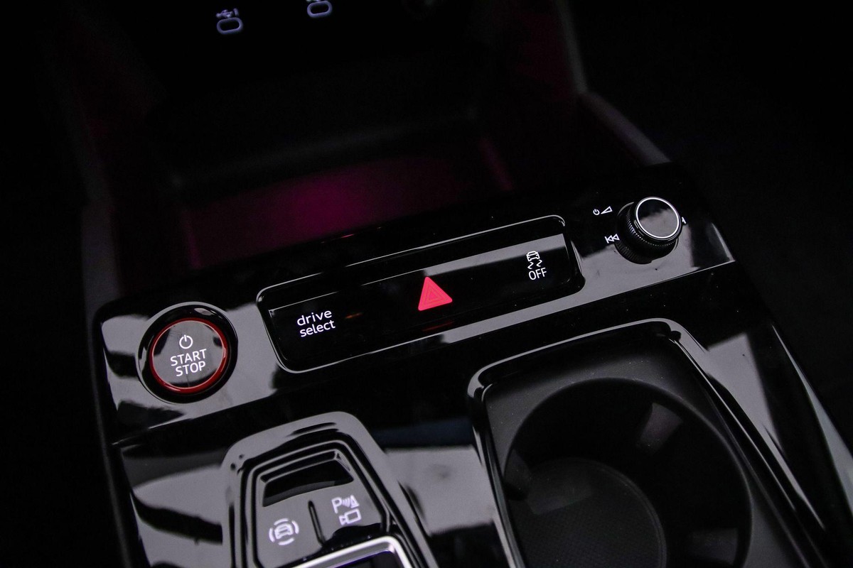 Audi SQ6 e-tron