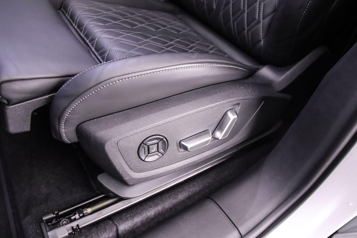Audi SQ6 e-tron