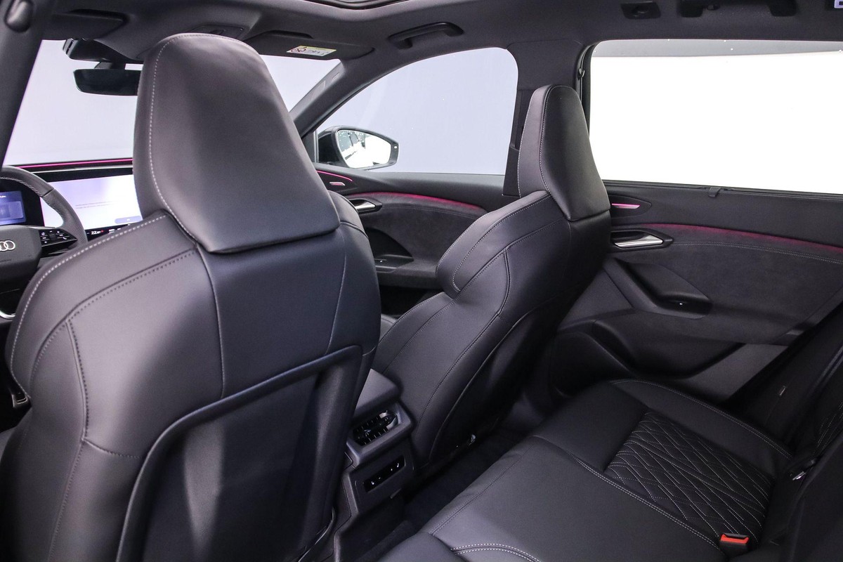 Audi SQ6 e-tron