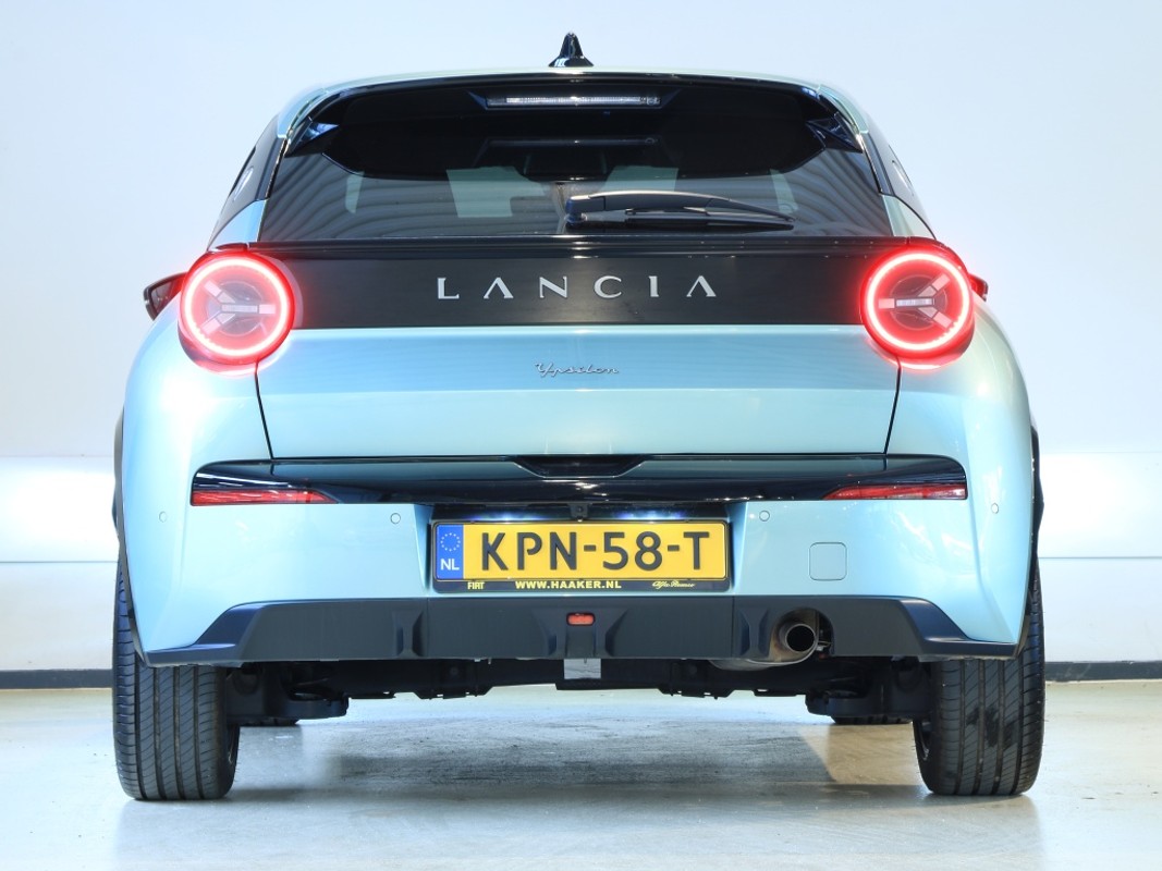 Lancia Ypsilon