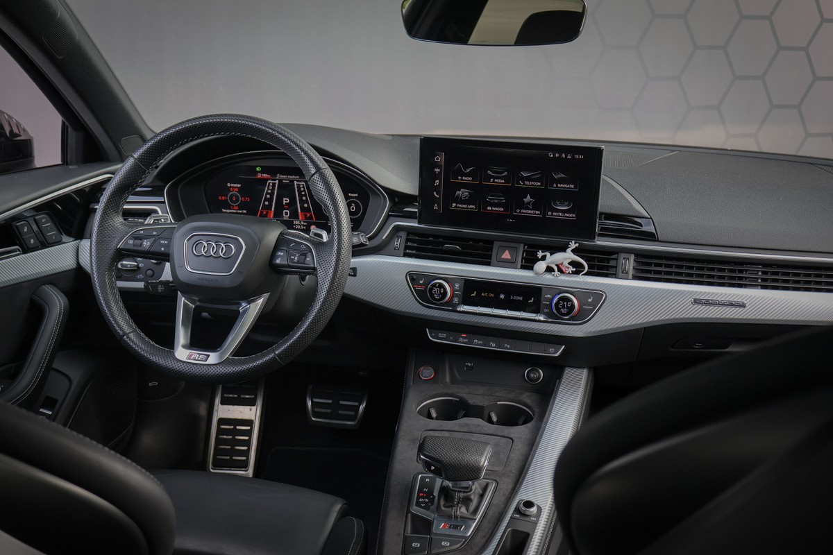 Audi RS4