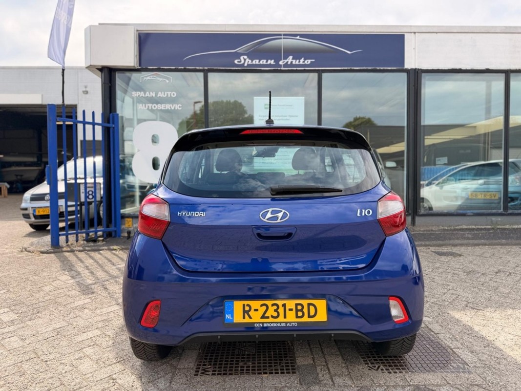Hyundai i10