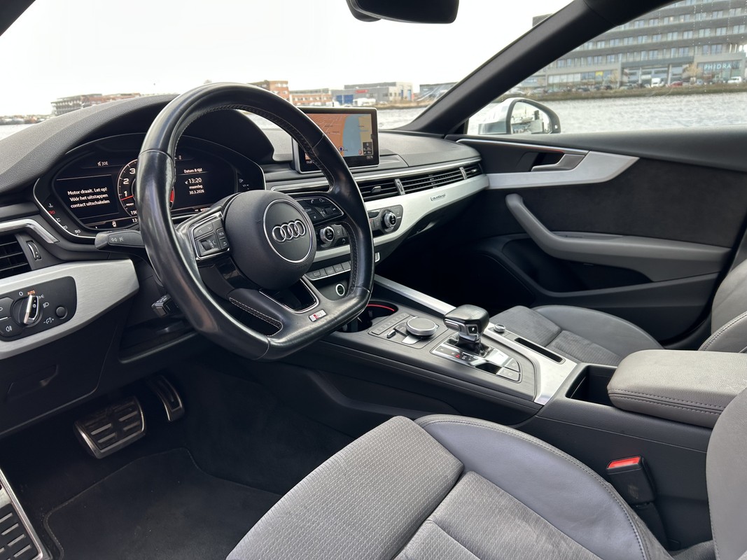 Audi S5