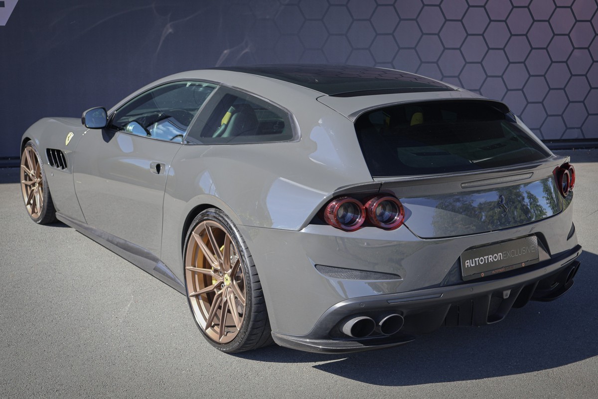Ferrari GTC4Lusso