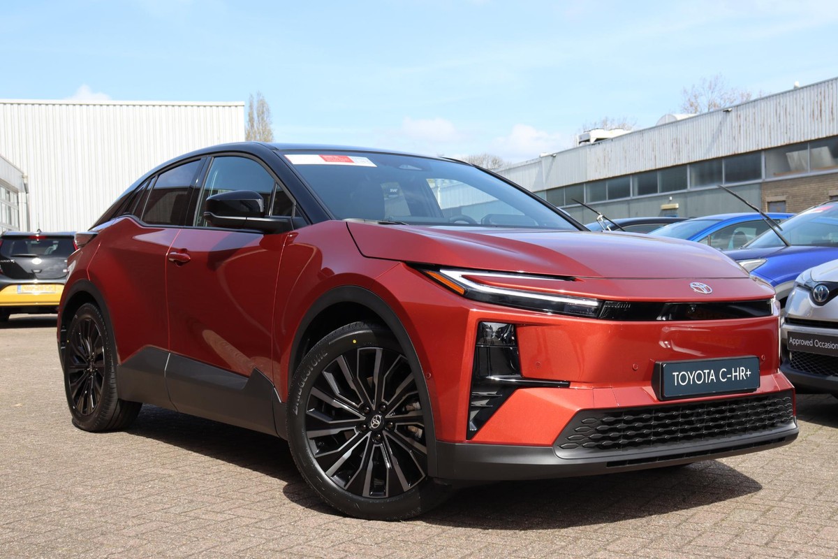 Toyota C-HR+
