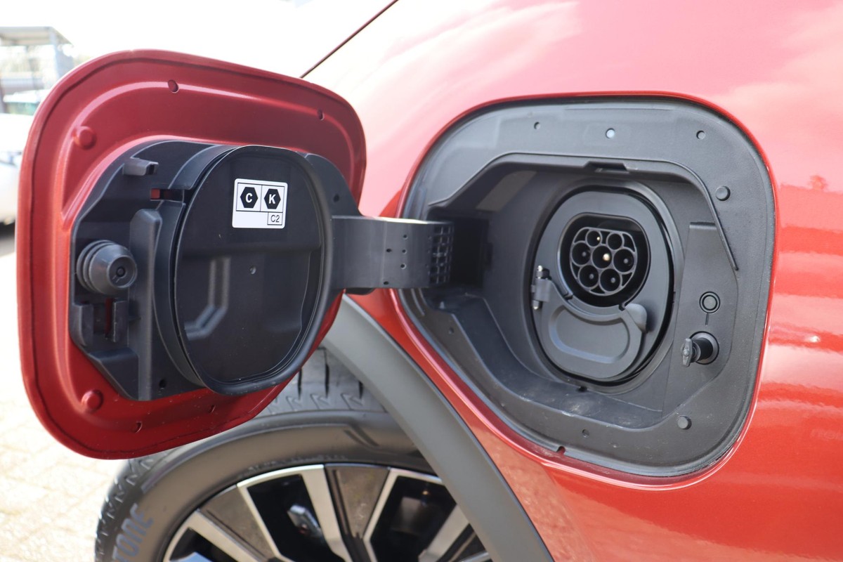 Toyota C-HR+