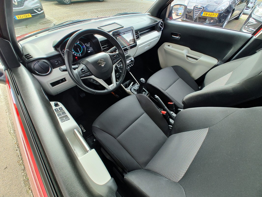 Suzuki Ignis