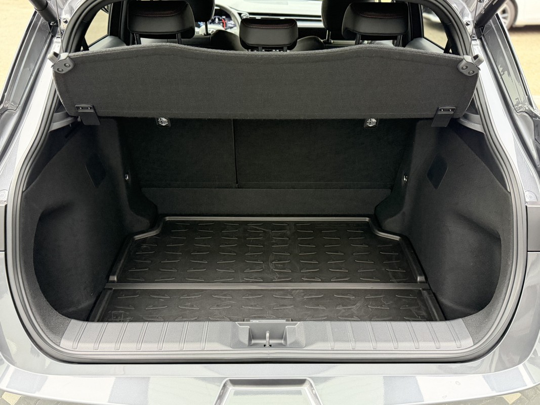 Lexus LBX