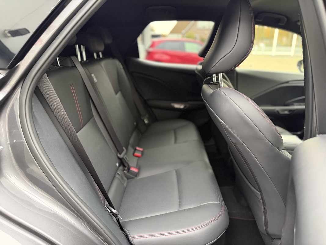 Lexus LBX