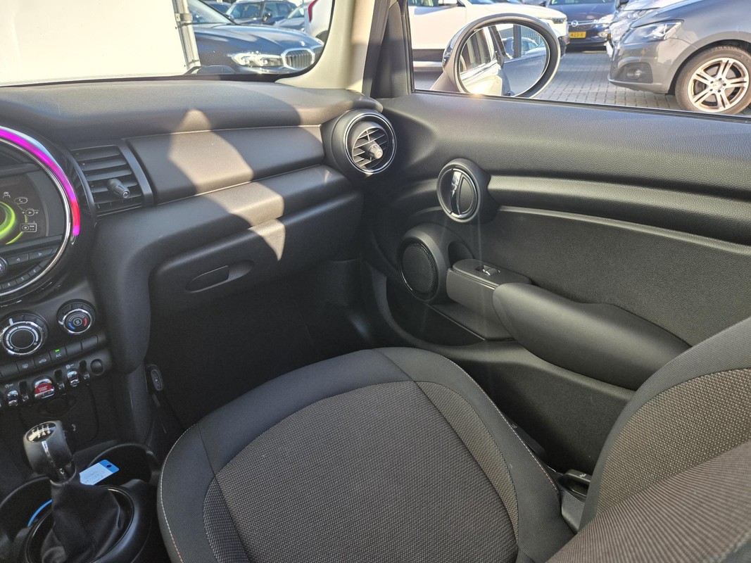 MINI 5-Deurs