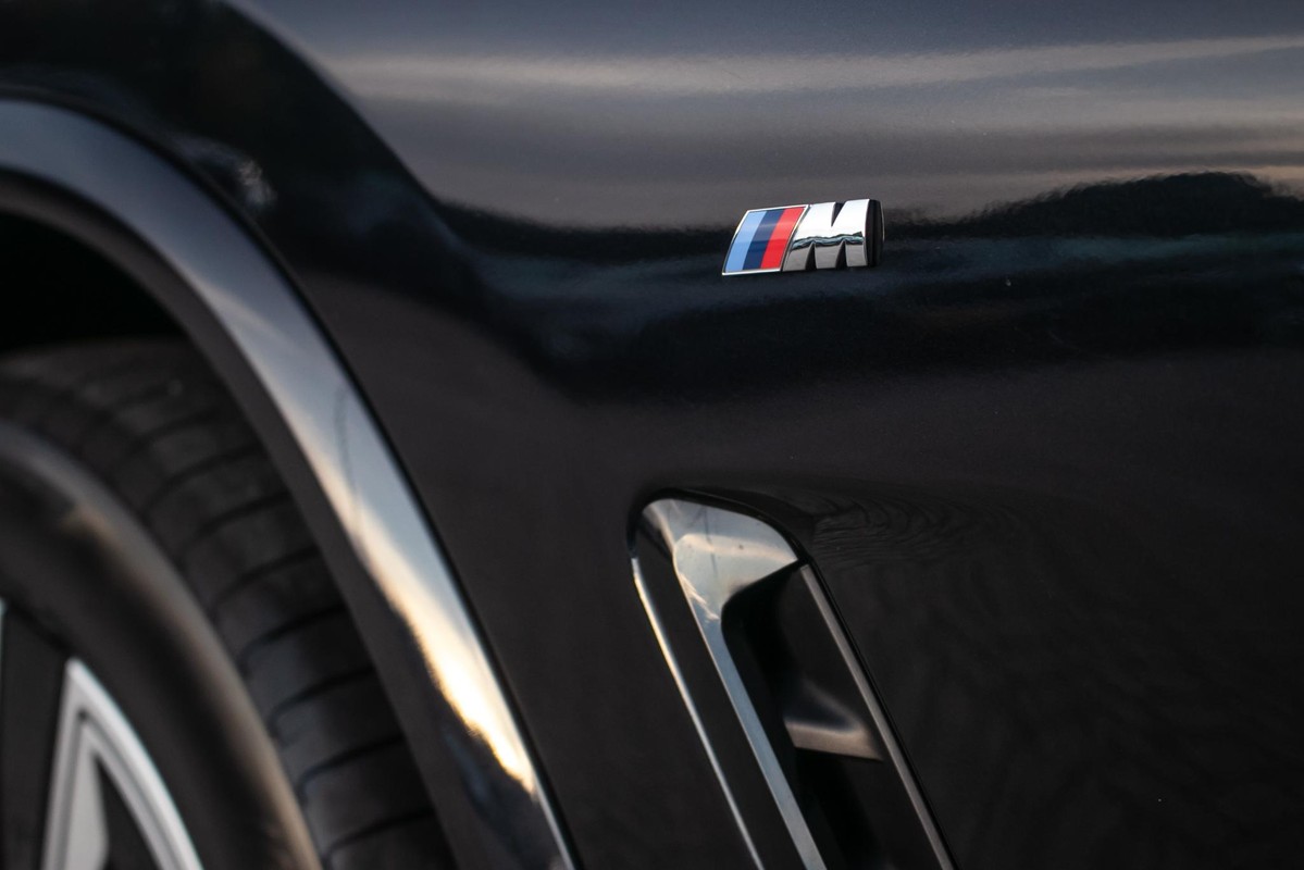 BMW iX3