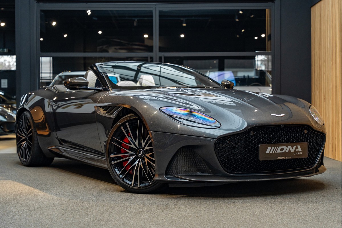 Aston Martin DBS