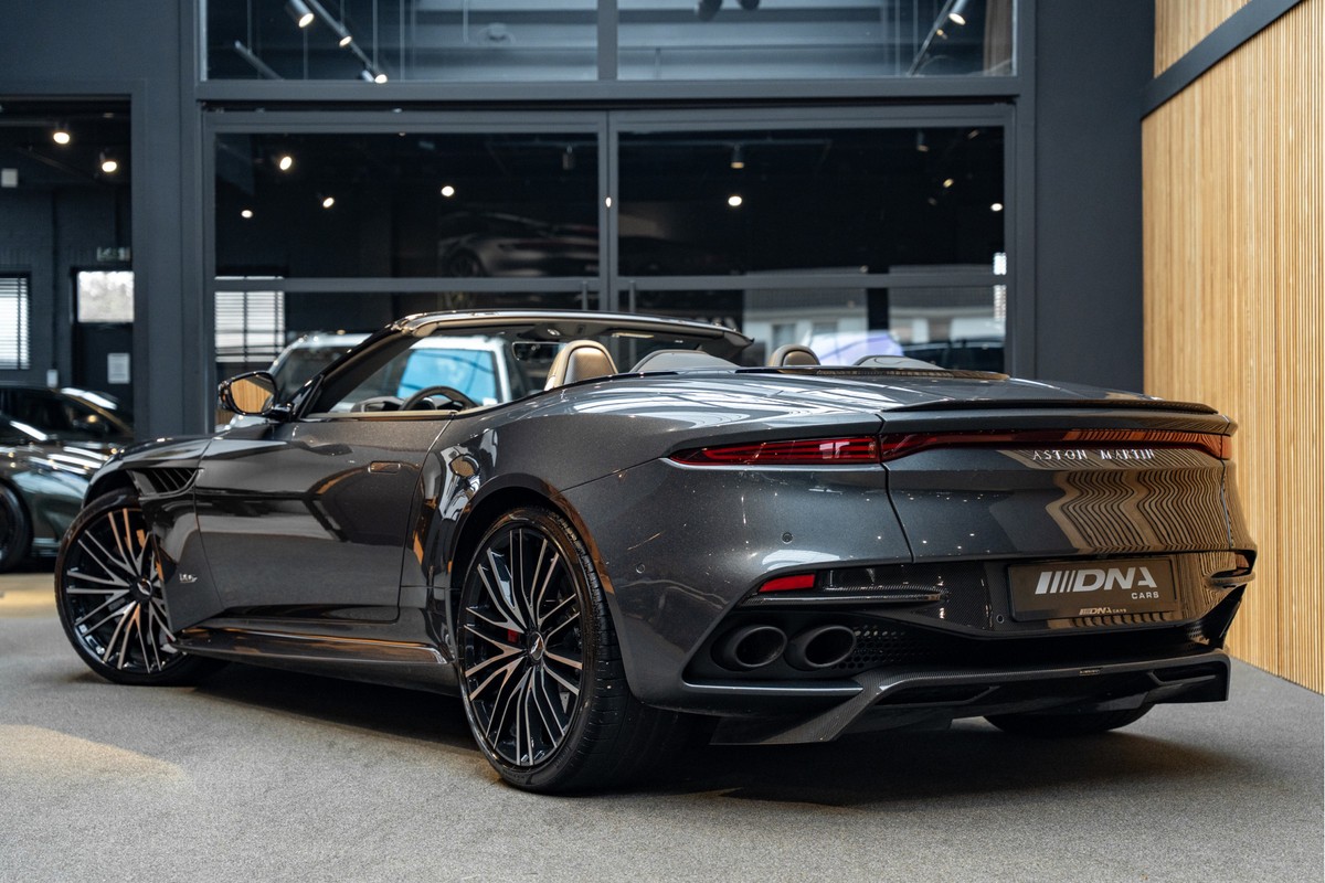 Aston Martin DBS
