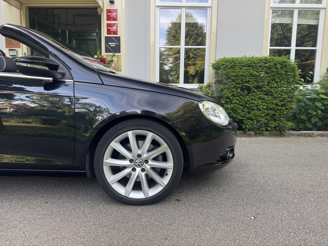 Volkswagen Eos