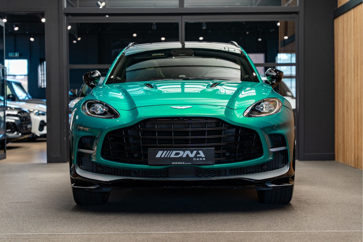 Aston Martin DBX