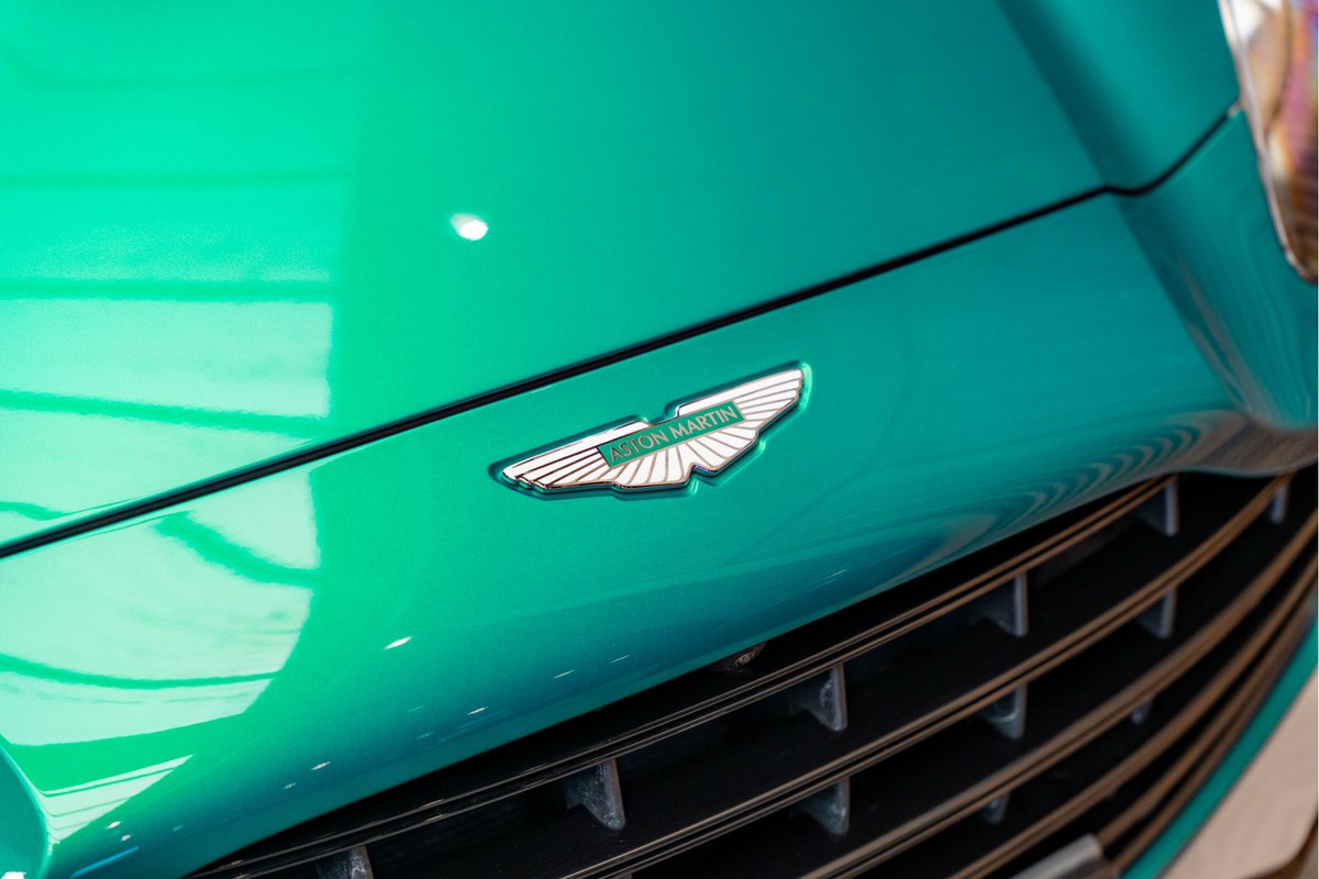 Aston Martin DBX