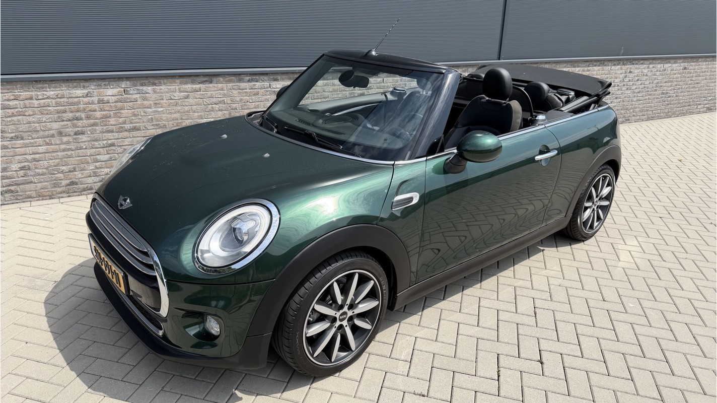 MINI Cooper Cabrio