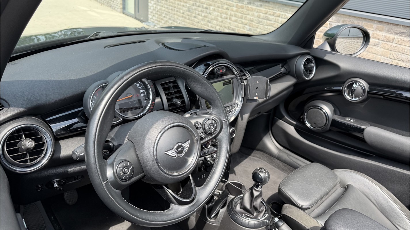 MINI Cooper Cabrio
