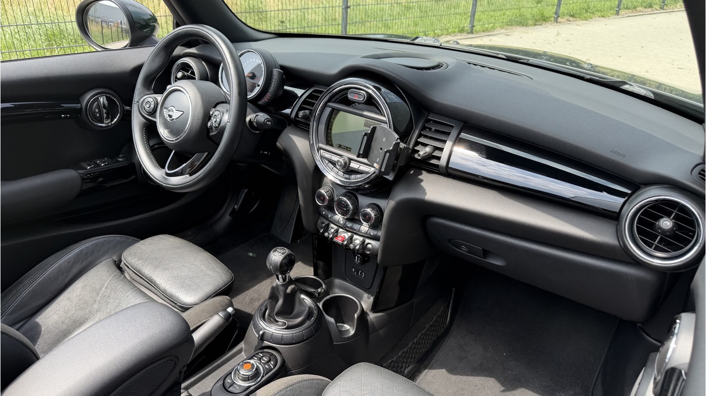 MINI Cooper Cabrio