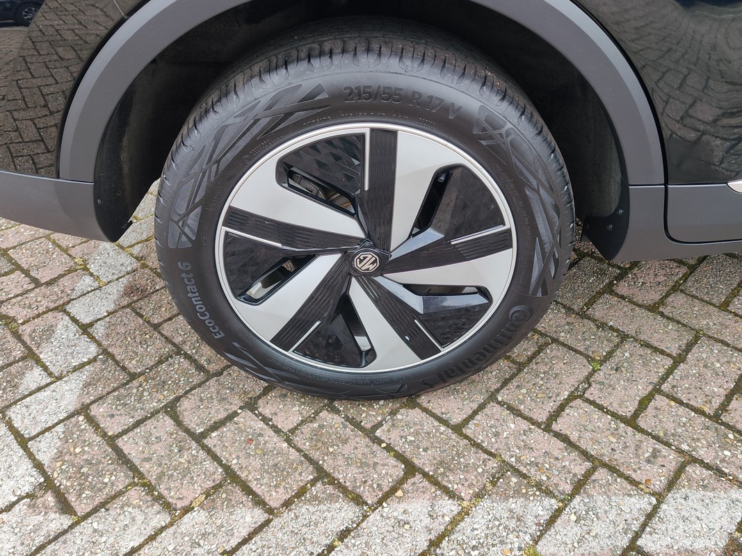 MG ZS EV
