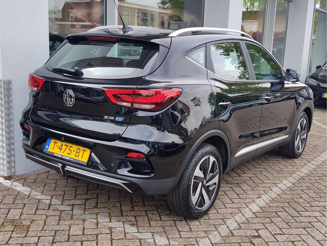 MG ZS EV