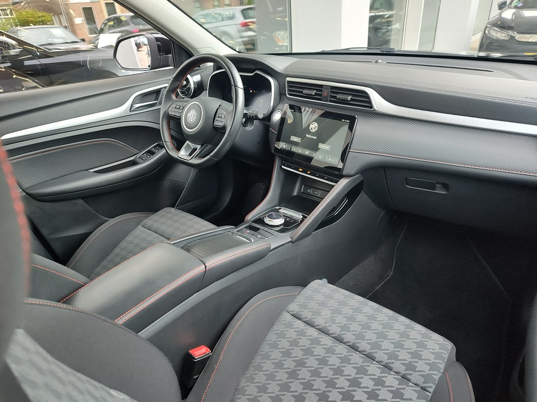 MG ZS EV