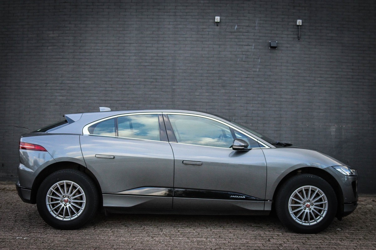Jaguar I-PACE