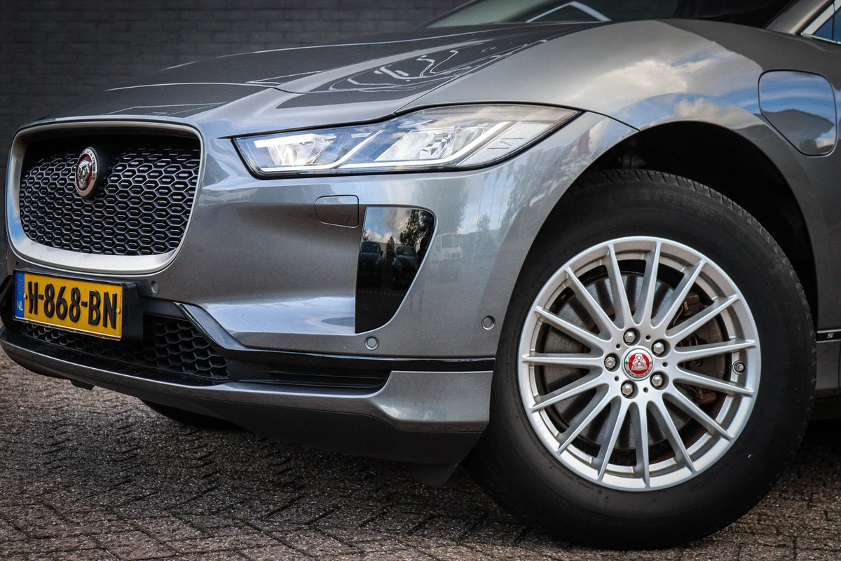 Jaguar I-PACE
